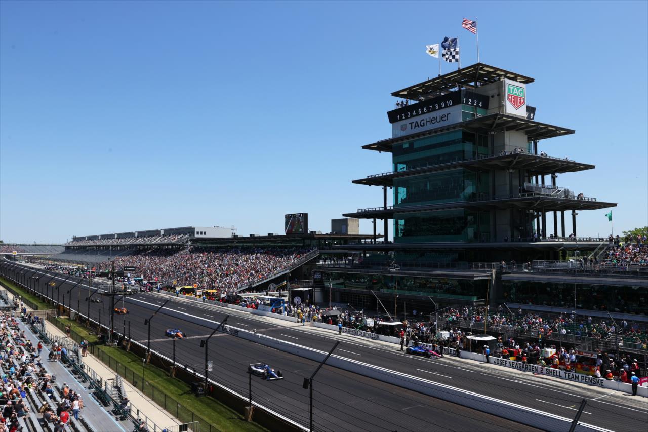 Track activity - Miller Lite Carb Day - By: Amber Pietz -- Photo by: Amber Pietz